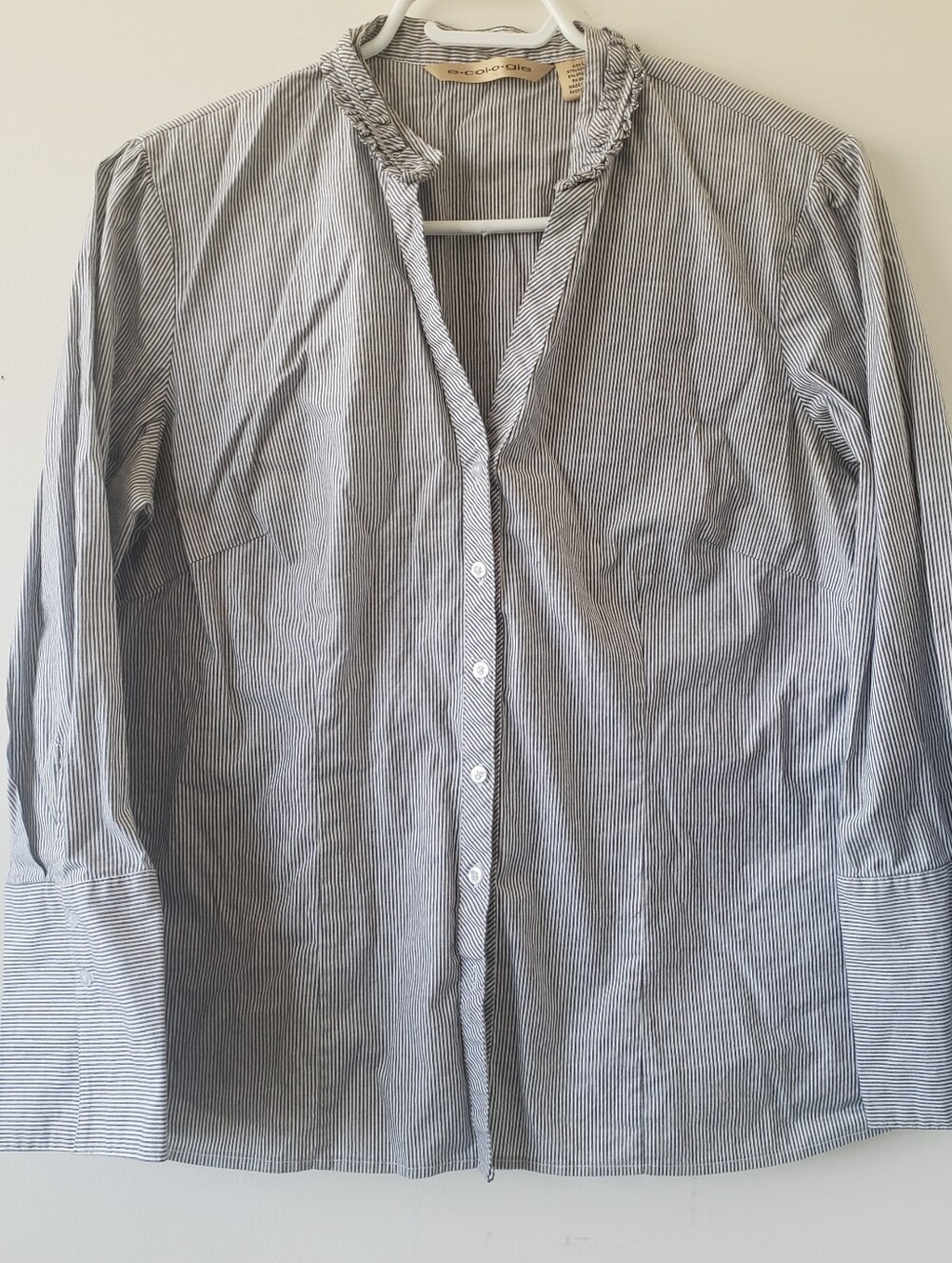 Button Down Top/Blouse - Picture 3 of 7